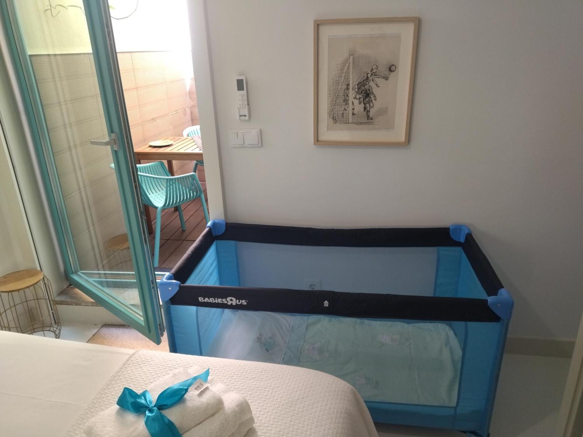Cais Das Pedras Patio Apartment - With Washer And Dryer Machine 포르투 외부 사진